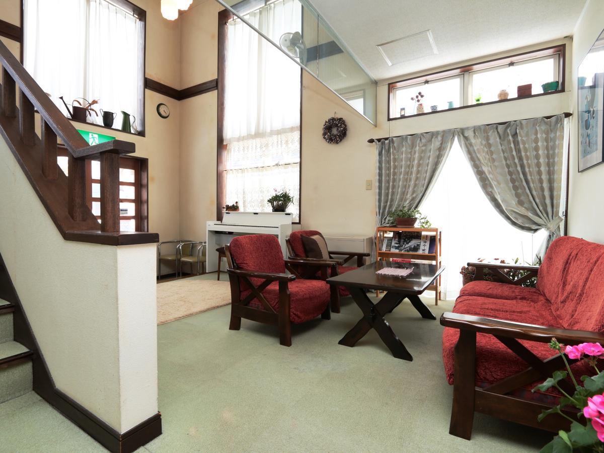 Auberge La Chaumiere Отари Экстерьер фото